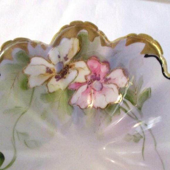Antique Nippon Porcelain Floral Footed Salt Cellars W/Master Bowl, 7 Pcs - Picture 3 of 5